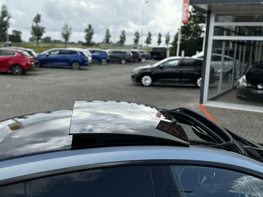 BMW 8 Serie - Afbeelding 14 van 30
