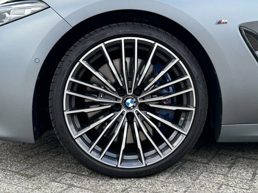 BMW 8 Serie - Afbeelding 25 van 30