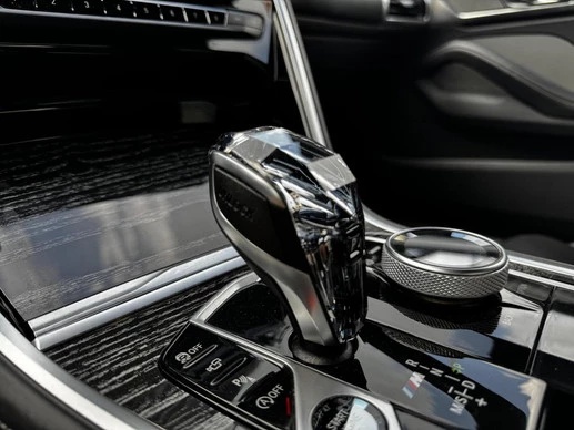 BMW 8 Serie - Afbeelding 26 van 30