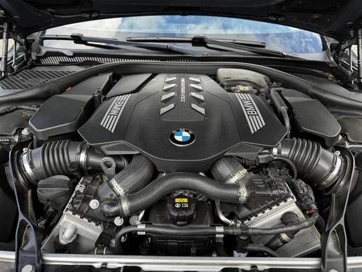 BMW 8 Serie - Afbeelding 29 van 30
