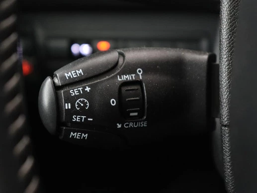 Peugeot 308 - Afbeelding 9 van 30