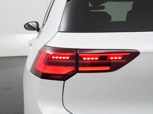 Volkswagen Golf - Afbeelding 28 van 30