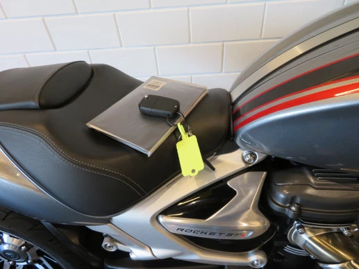 Triumph Rocket 3 - Afbeelding 14 van 14