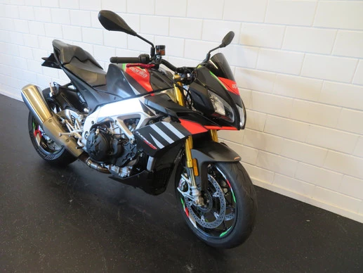 Aprilia Tuono V4 - Afbeelding 2 van 13