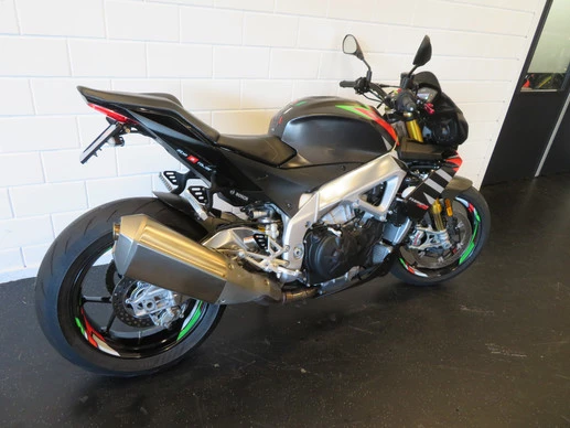 Aprilia Tuono V4 - Afbeelding 3 van 13