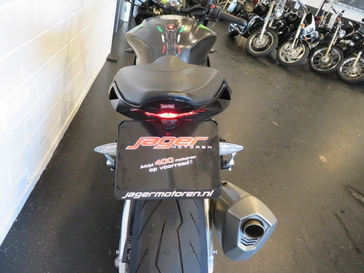 Aprilia Tuono V4 - Afbeelding 4 van 13