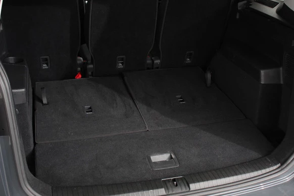 Volkswagen Touran - Afbeelding 28 van 30