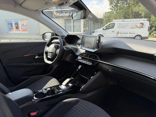 Peugeot e-208 - Afbeelding 14 van 30