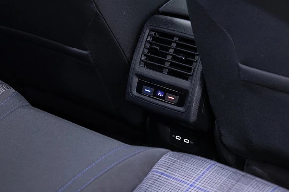Volkswagen Golf - Afbeelding 7 van 30