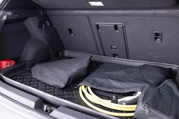 Volkswagen Golf - Afbeelding 22 van 30
