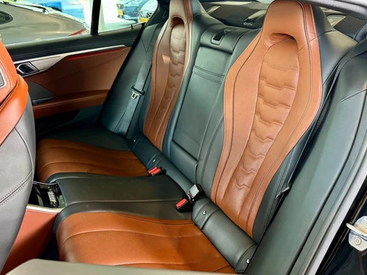 BMW 8 Serie - Afbeelding 25 van 30
