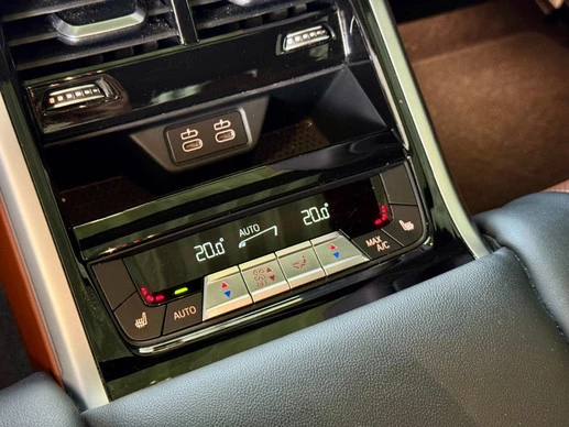BMW 8 Serie - Afbeelding 27 van 30