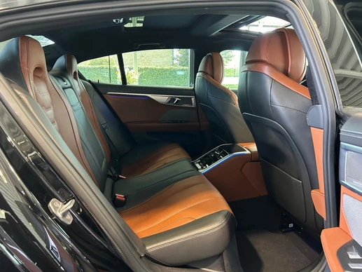BMW 8 Serie - Afbeelding 4 van 30