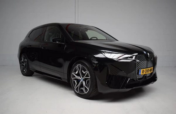 BMW iX - Afbeelding 17 van 30