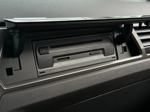 Volkswagen Touran - Afbeelding 23 van 30