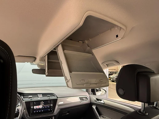 Volkswagen Touran - Afbeelding 24 van 30