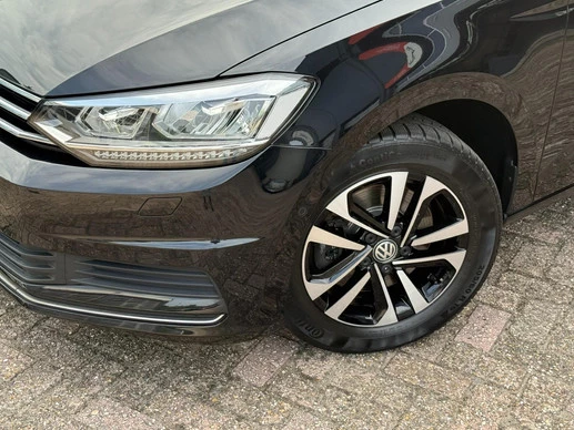 Volkswagen Touran - Afbeelding 28 van 30