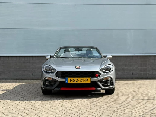 Fiat 124 Spider - Afbeelding 2 van 30