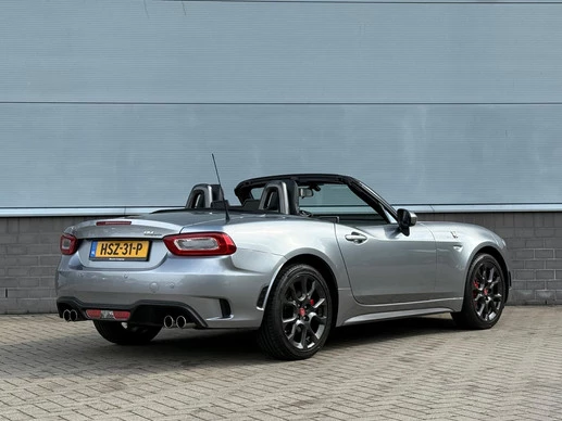 Fiat 124 Spider - Afbeelding 6 van 30