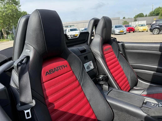 Fiat 124 Spider - Afbeelding 17 van 30