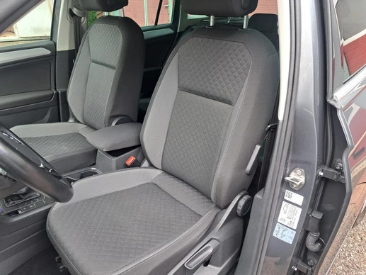 Volkswagen Tiguan - Afbeelding 15 van 30