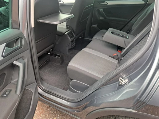 Volkswagen Tiguan - Afbeelding 16 van 30