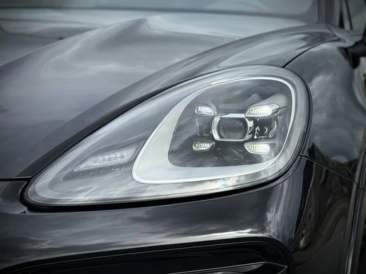 Porsche Cayenne - Afbeelding 18 van 30
