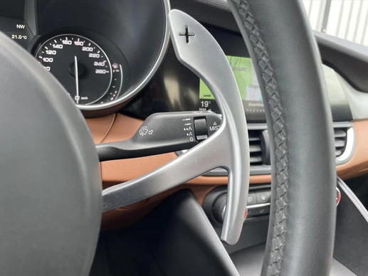 Alfa Romeo Giulia - Afbeelding 18 van 30