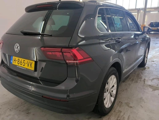 Volkswagen Tiguan - Afbeelding 2 van 6