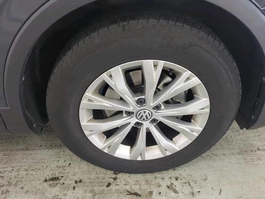 Volkswagen Tiguan - Afbeelding 5 van 6