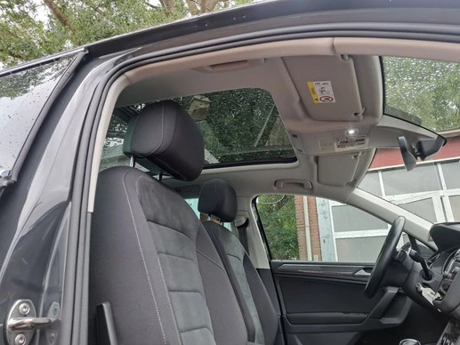 Volkswagen Tiguan - Afbeelding 20 van 30