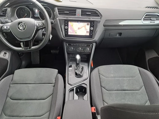 Volkswagen Tiguan - Afbeelding 21 van 30