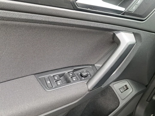 Volkswagen Tiguan - Afbeelding 25 van 30
