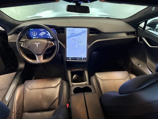 Tesla Model S - Afbeelding 14 van 28