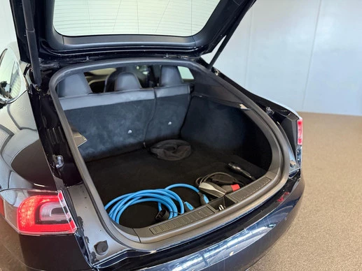 Tesla Model S - Afbeelding 27 van 28