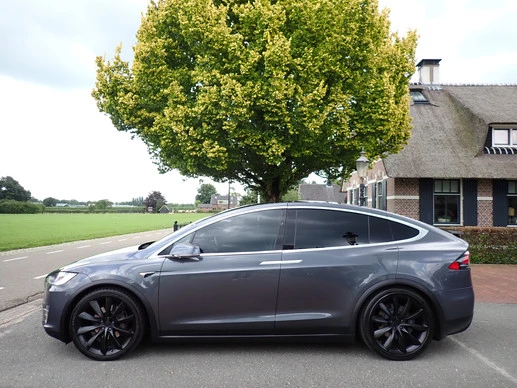 Tesla Model X - Afbeelding 8 van 23