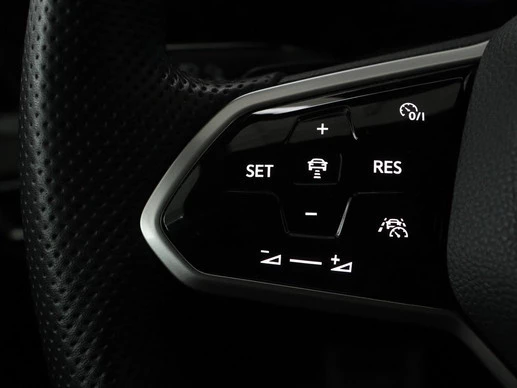 Volkswagen Golf - Afbeelding 17 van 30