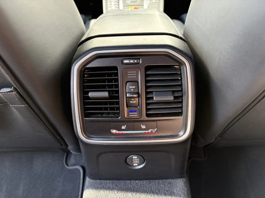 Porsche Macan - Afbeelding 26 van 30