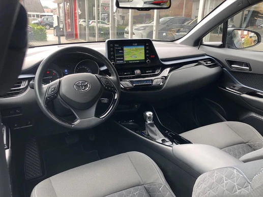 Toyota C-HR - Afbeelding 15 van 30