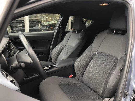 Toyota C-HR - Afbeelding 17 van 30