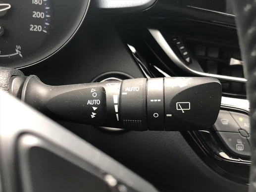 Toyota C-HR - Afbeelding 25 van 30