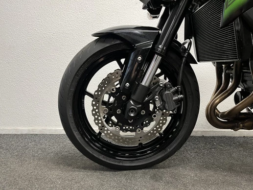 Kawasaki Z800 - Afbeelding 13 van 19