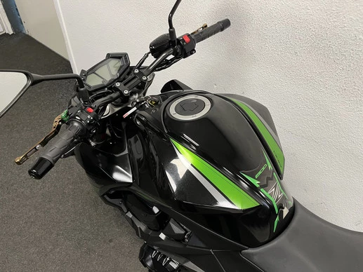 Kawasaki Z800 - Afbeelding 16 van 19