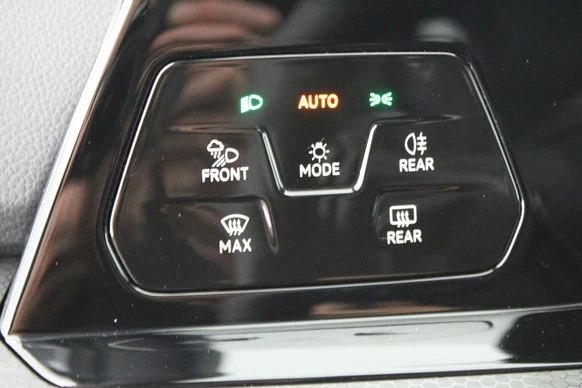 Volkswagen Golf - Afbeelding 15 van 30