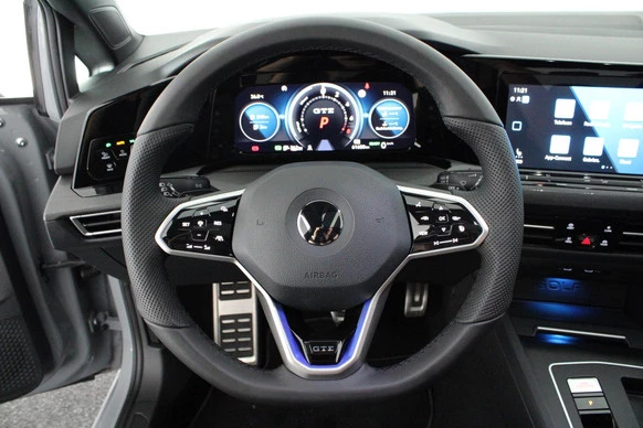 Volkswagen Golf - Afbeelding 17 van 30