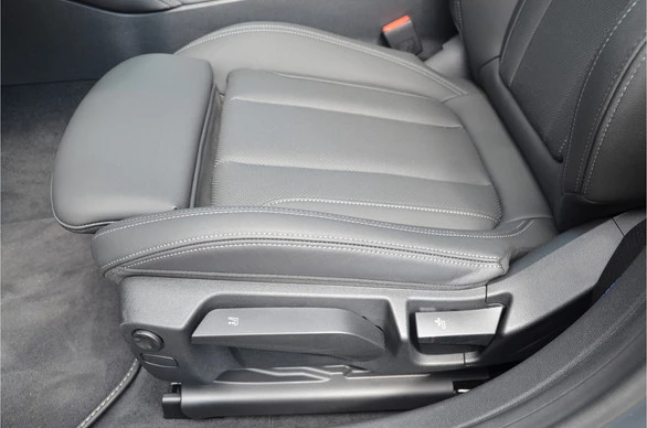 BMW i4 - Afbeelding 12 van 21