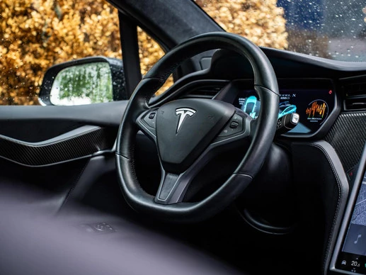 Tesla Model X - Afbeelding 22 van 30