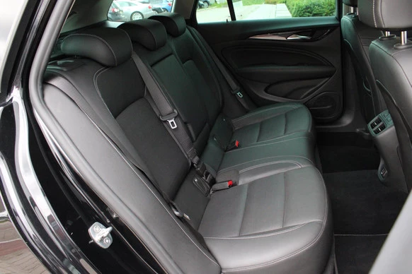 Opel Insignia - Afbeelding 28 van 30