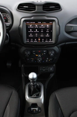 Jeep Renegade - Afbeelding 16 van 17