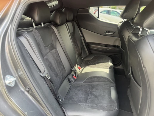 Toyota C-HR - Afbeelding 17 van 30